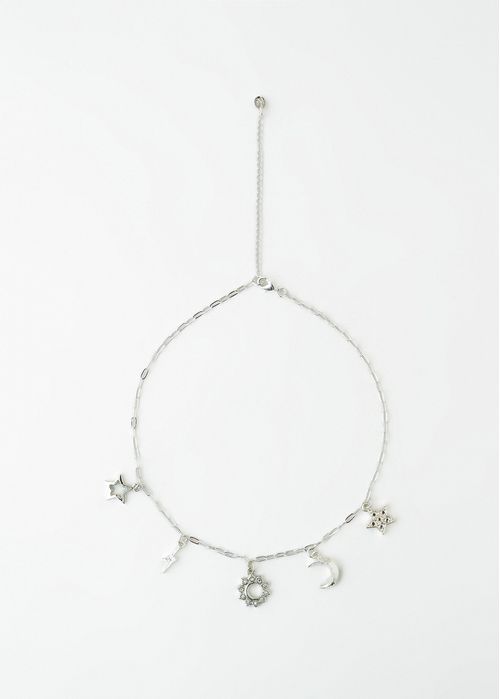 Collar con dijes