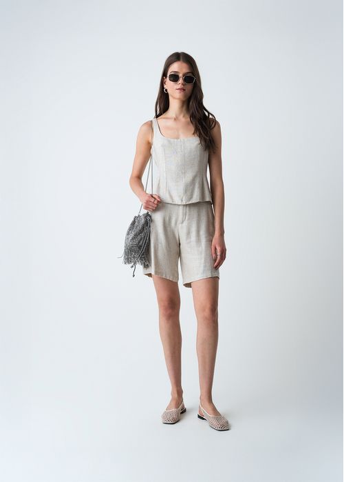 Short en lino