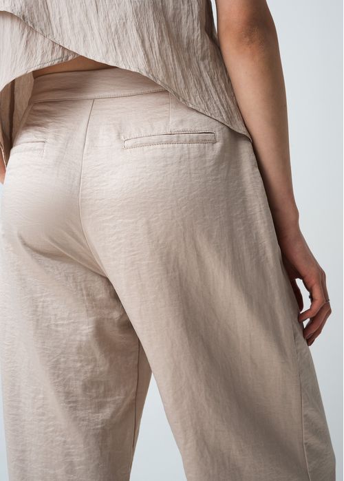 Pantalón Straight con bolsillos