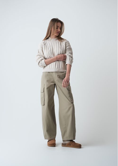 Pantalón Barrel tipo cargo