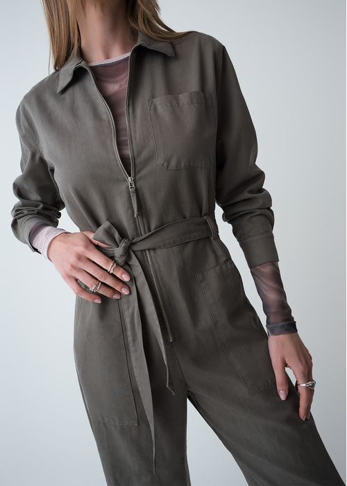 Enterizo largo con cinturón