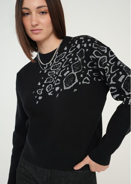 Buzo tejido de animal print
