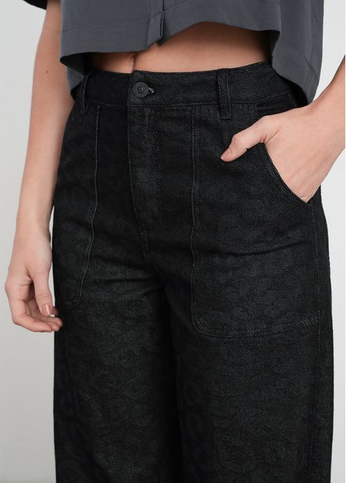 Jean Wide Leg con bolsillos tipo cargo