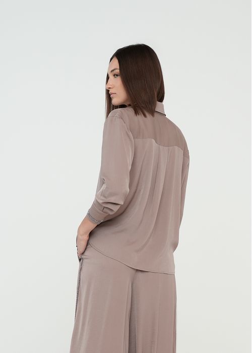 Camisa clásica con brillo