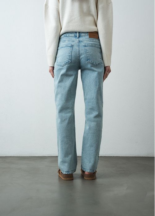 Jean Straight cinco bolsillos