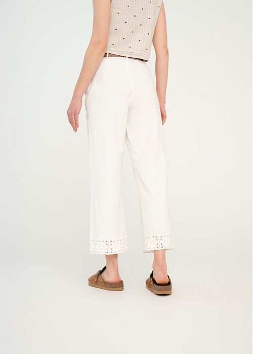 Pantalón Wide Leg Long tiro alto con detalles desagujados en ruedo