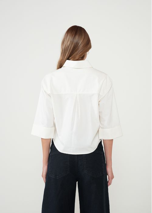 Camisa clásica con botones