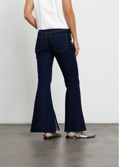 Jean Flare con bota amplia