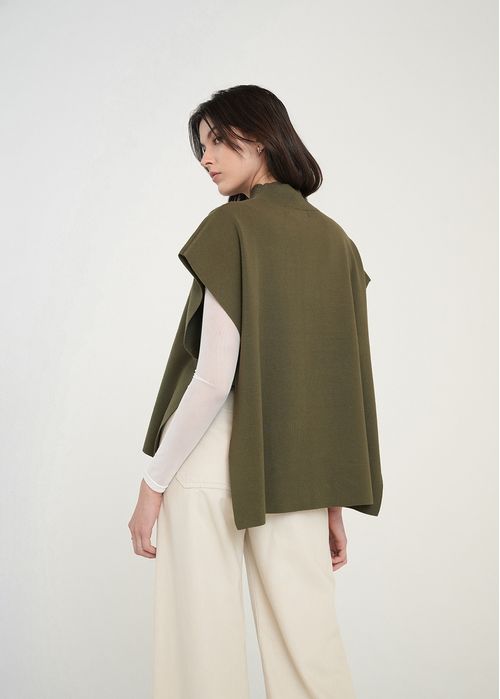 Camisa tejida tipo capa