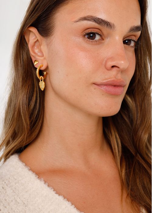 Set de aretes dorados
