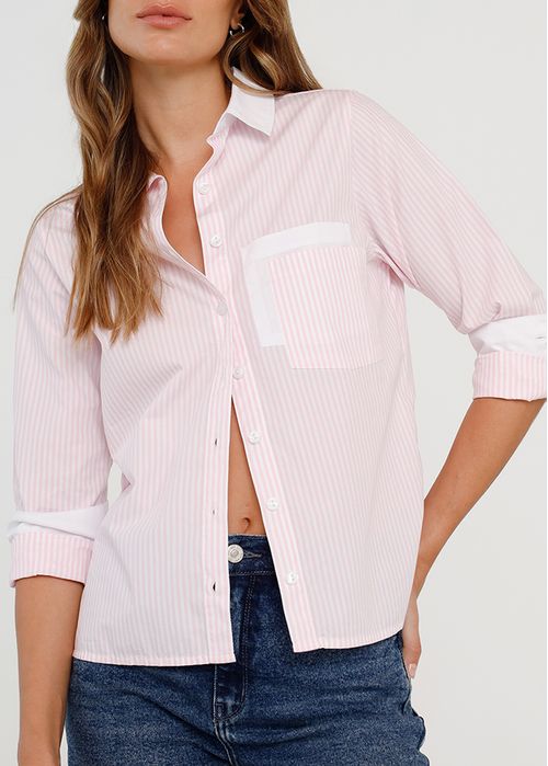 Camisa clásica con doble bolsillo