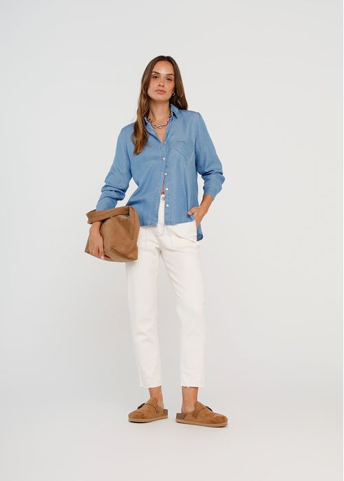 Camisa con parche de corazón