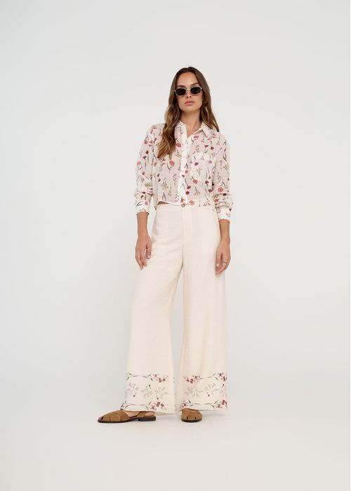 Camisa de flores con bolsillo