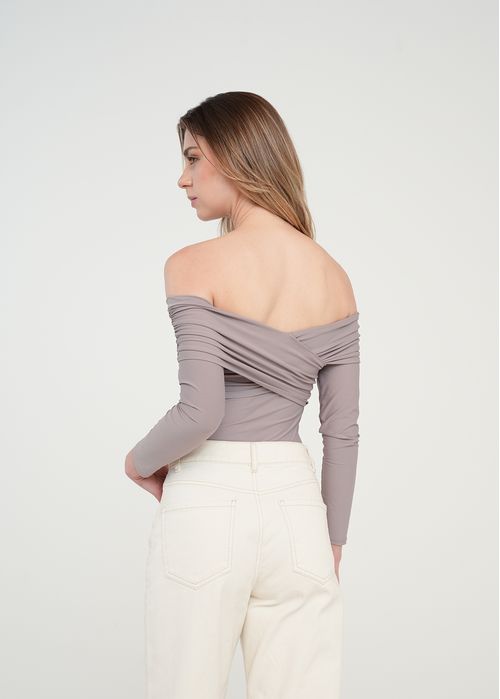 Body con diseño cruzado