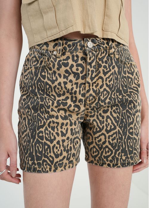 Short de animal print