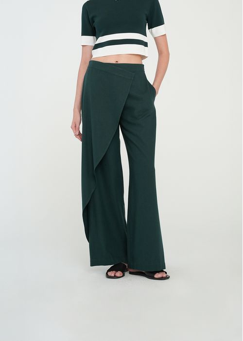 Pantalón Wide Leg con capa