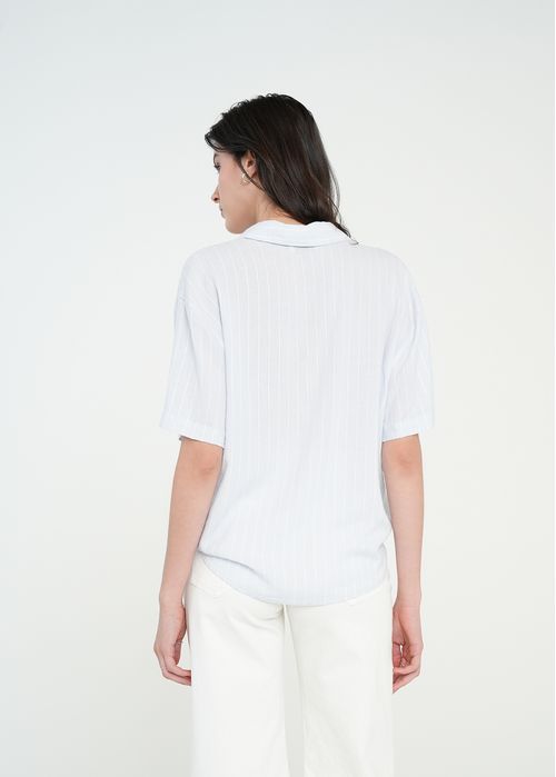 Camisa con rayas