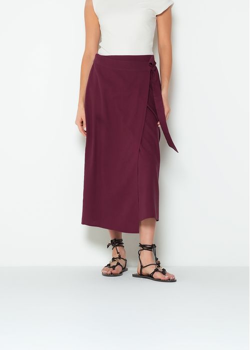 Falda midi cruzada