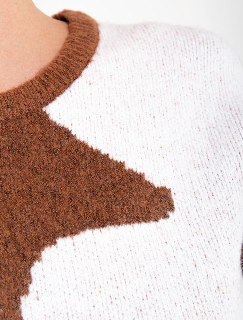 Suéter tejido estampado